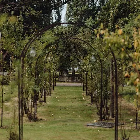 Les Manoirs Des Portes De Deauville - Small Luxury Of The World 酒店 4*